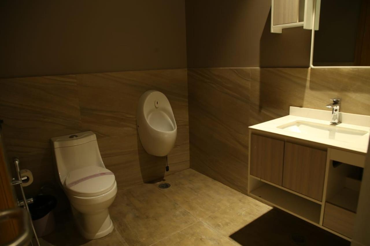 מוראדאבאד Hotel Rajmahal מראה חיצוני תמונה